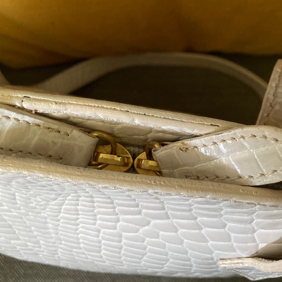 PERFECT BAG Co. Crocodile Embossed  Italian Leather Tote - Picture 8 of 13